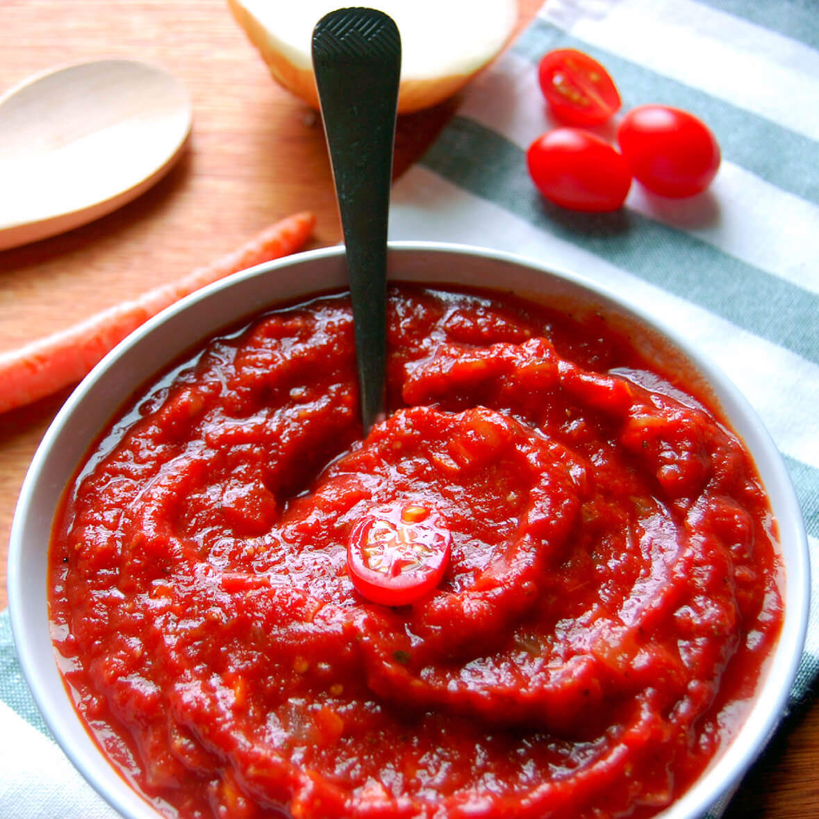 Pizza Sauce Recipe With Fresh Tomatoes - Swasthi's Recipes